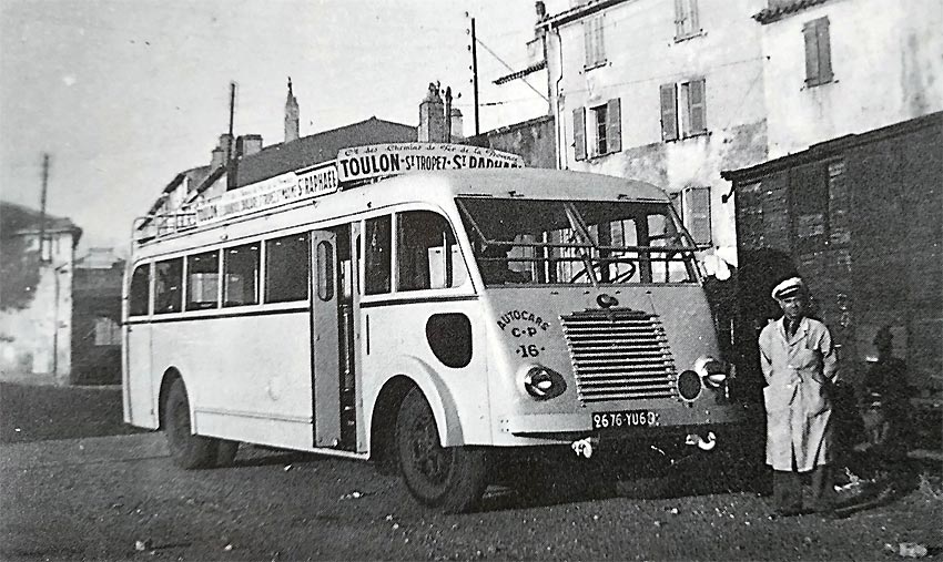 Les bus remplacent le train 