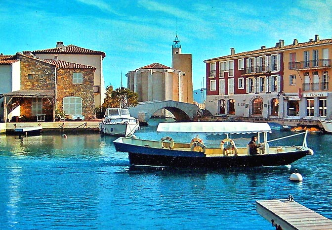 Les coches d'eau a PORT GRIMAUD