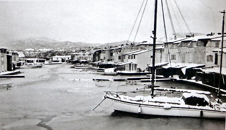 Les canaux gels de PORT GRIMAUD