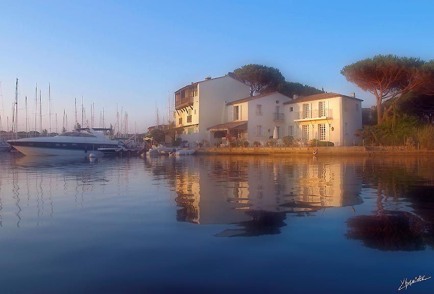 Brume matinale a Port Grimaud