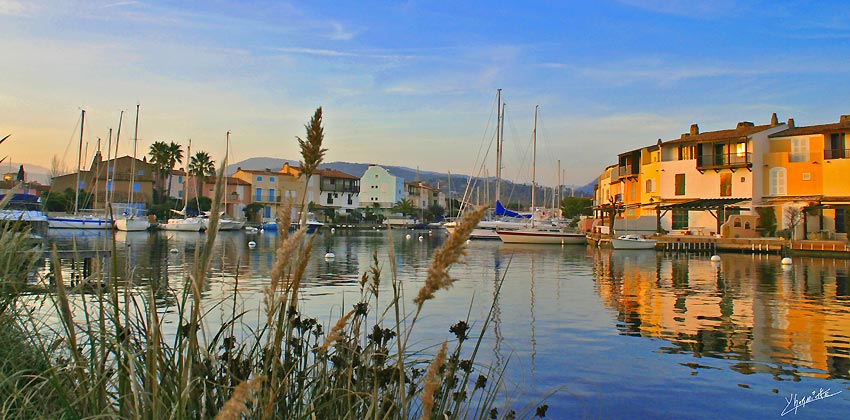 PORT GRIMAUD