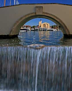once upon a time PORT GRIMAUD